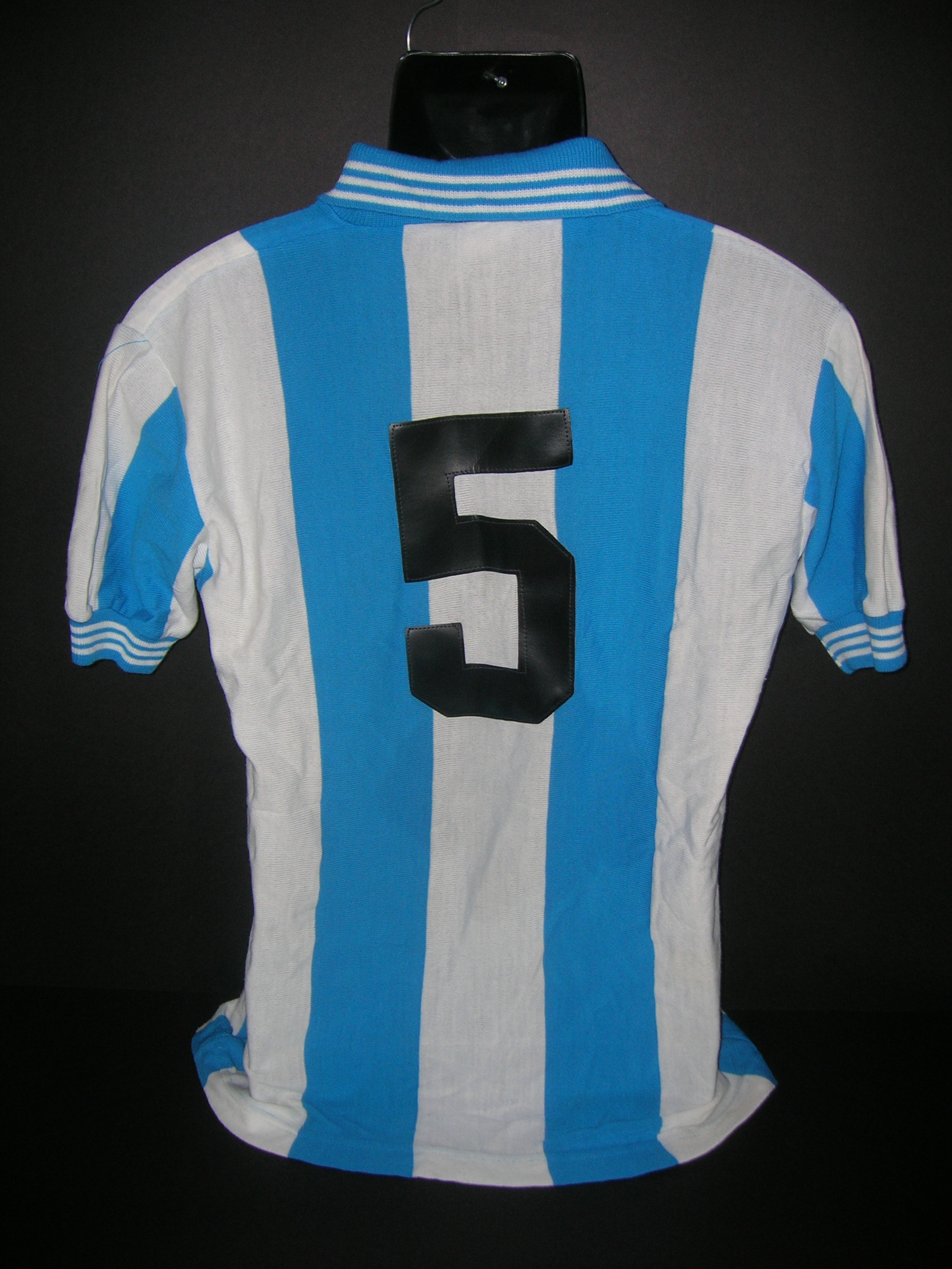 Akragas 1982 n.5 indossata da Chiavaro W-2
